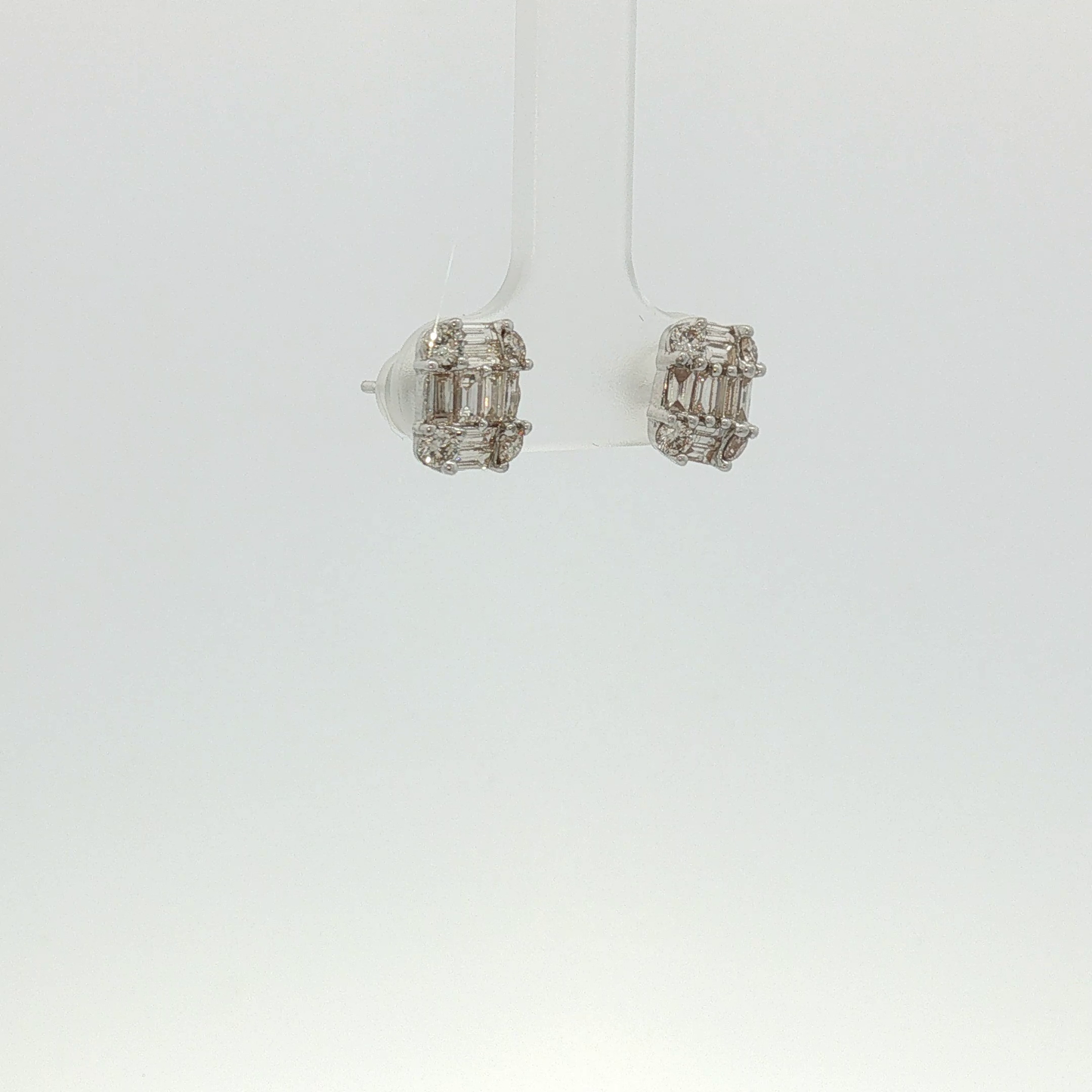 Baguette and Round Diamond Cluster Earrings in White Gold / OUE-RDLEE S24352-0417