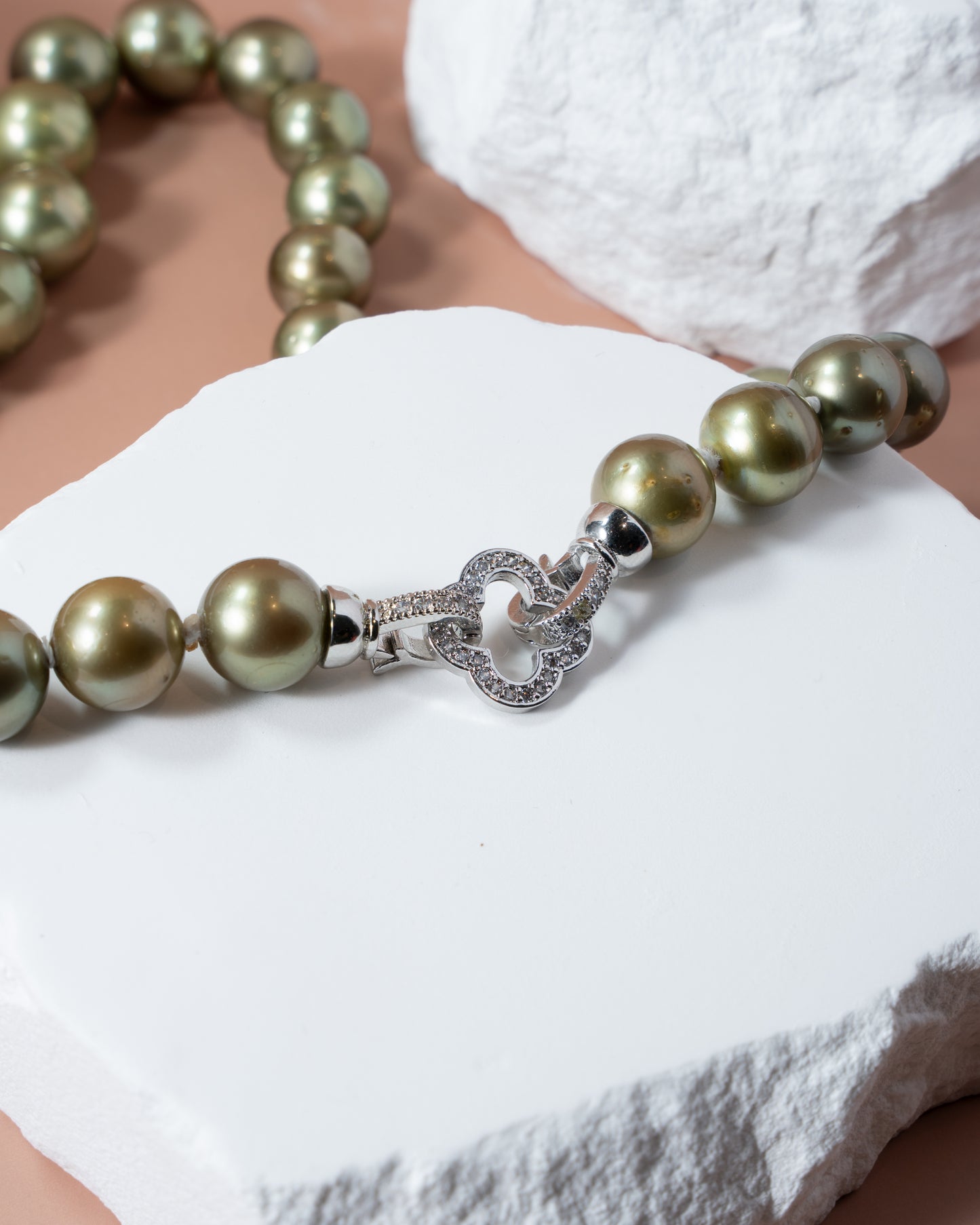 Green Peacokc Pearl Necklace with Micron Pendant & Clasp
