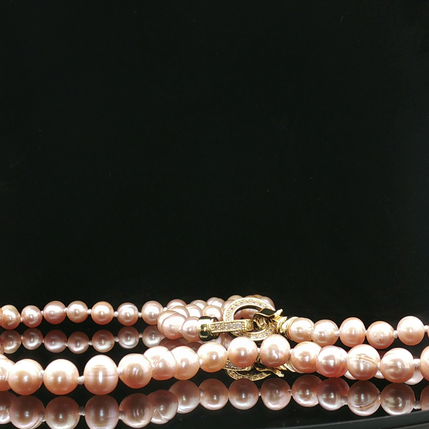 Peach Edison Pearl Necklace with Yellow Gold Micron Lock