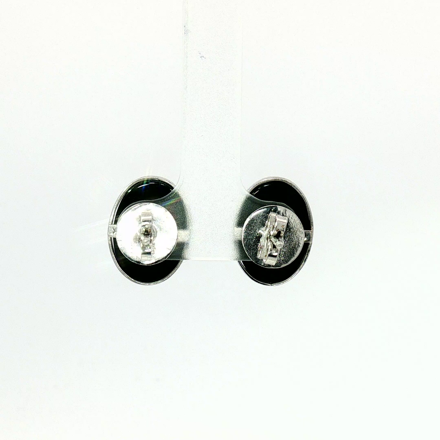 Vintage-Style Agate Cameo Stud Earrings in White Gold