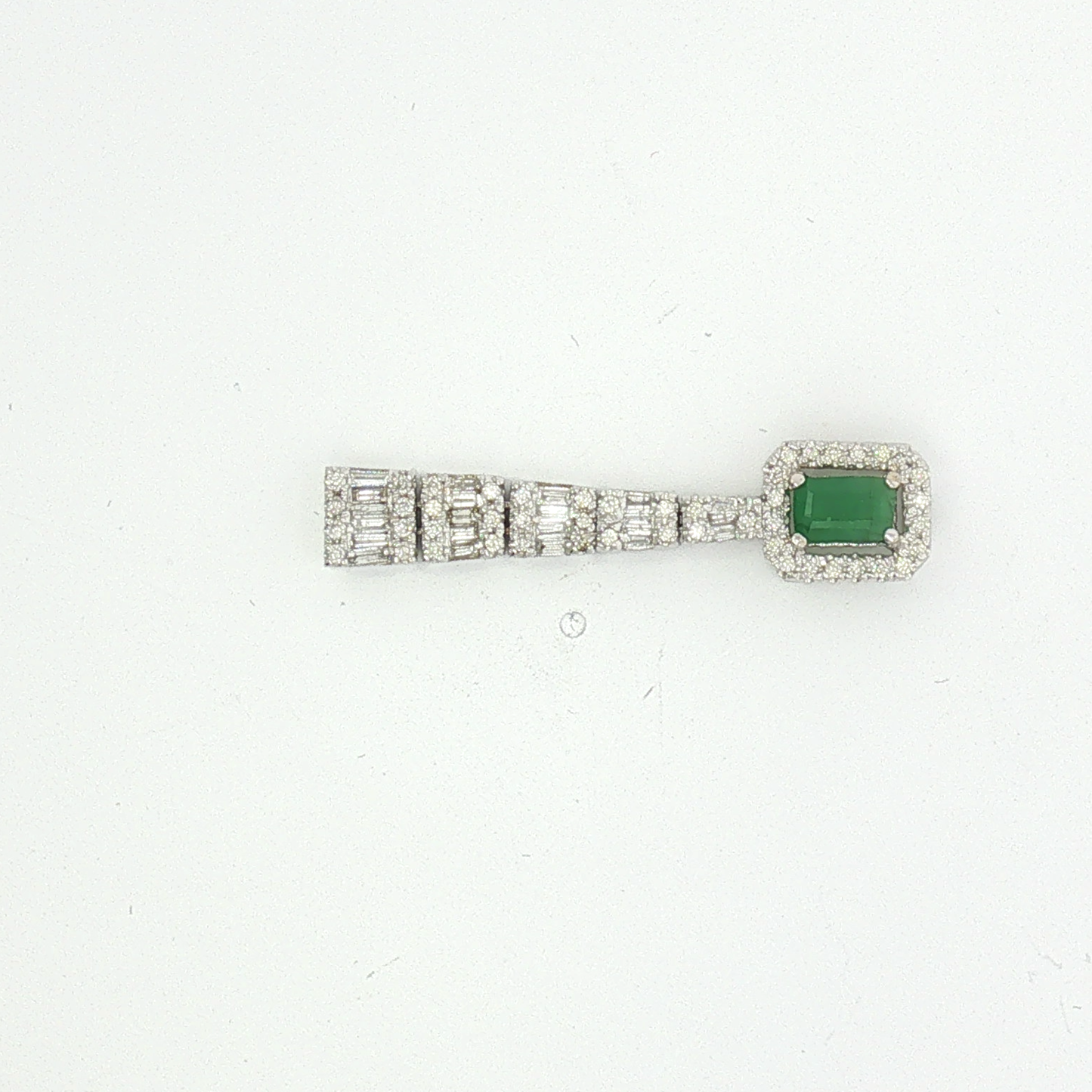 White Gold Emerald Halo Articulated Jewelry Set