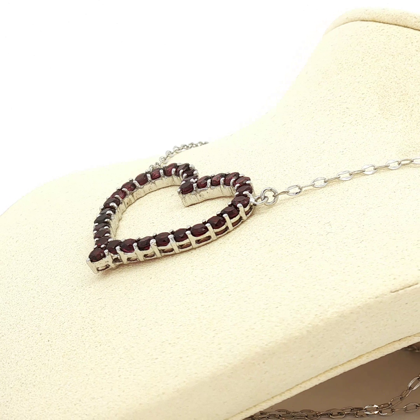 Garnet Open Heart Charm Necklace in White Gold / NLE-RERLE