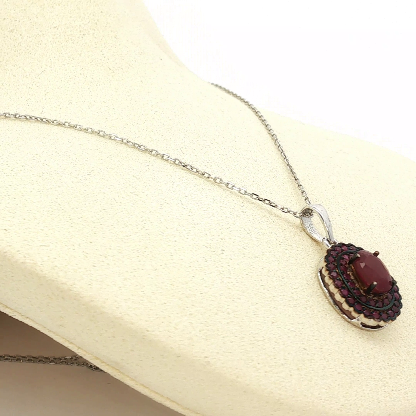 Oval Ruby Double Halo Pendant Necklace in White Gold / NEO-ABUOE