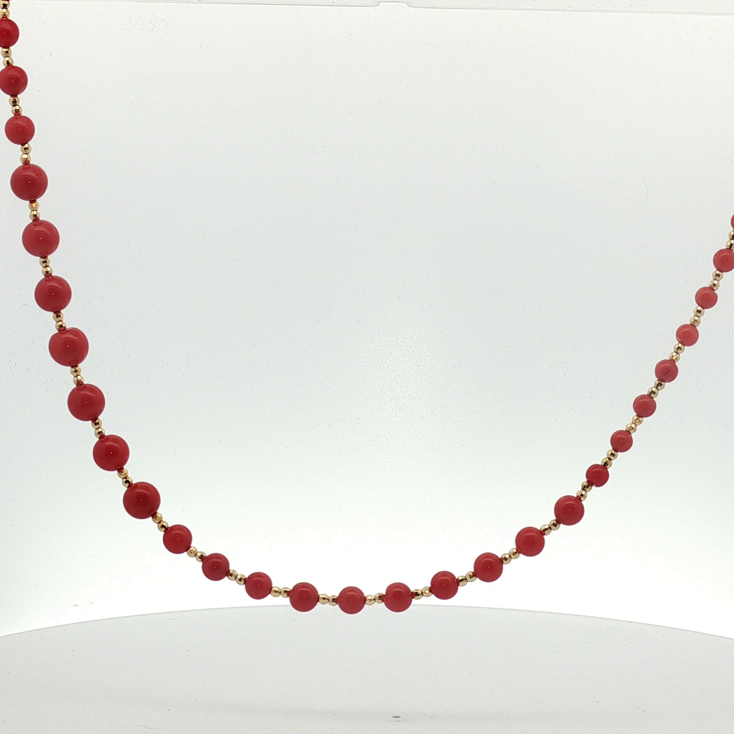 Red Coral Beaded Necklace with Yellow Gold Spacers / YUR-LUEEE