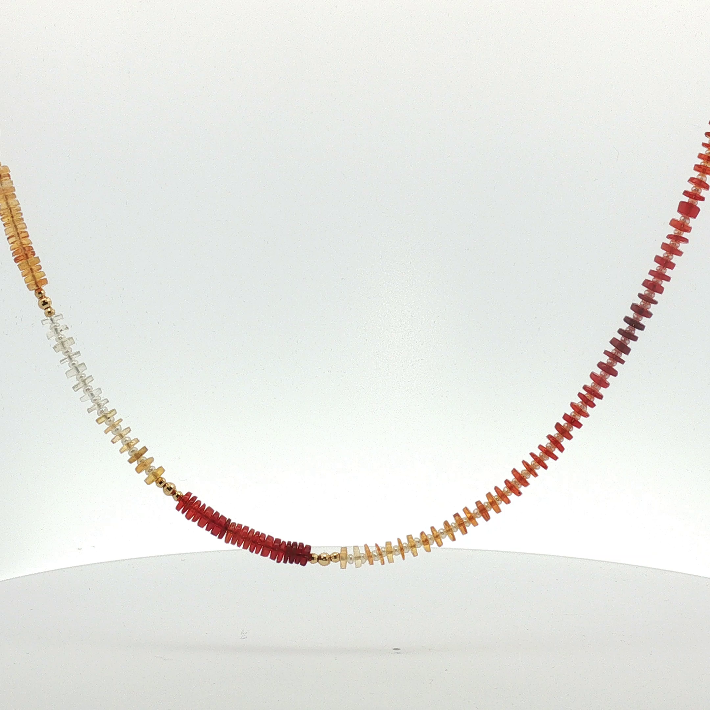 Coral Gradient Beaded Necklace in Yellow Gold / NAE-ABEEE