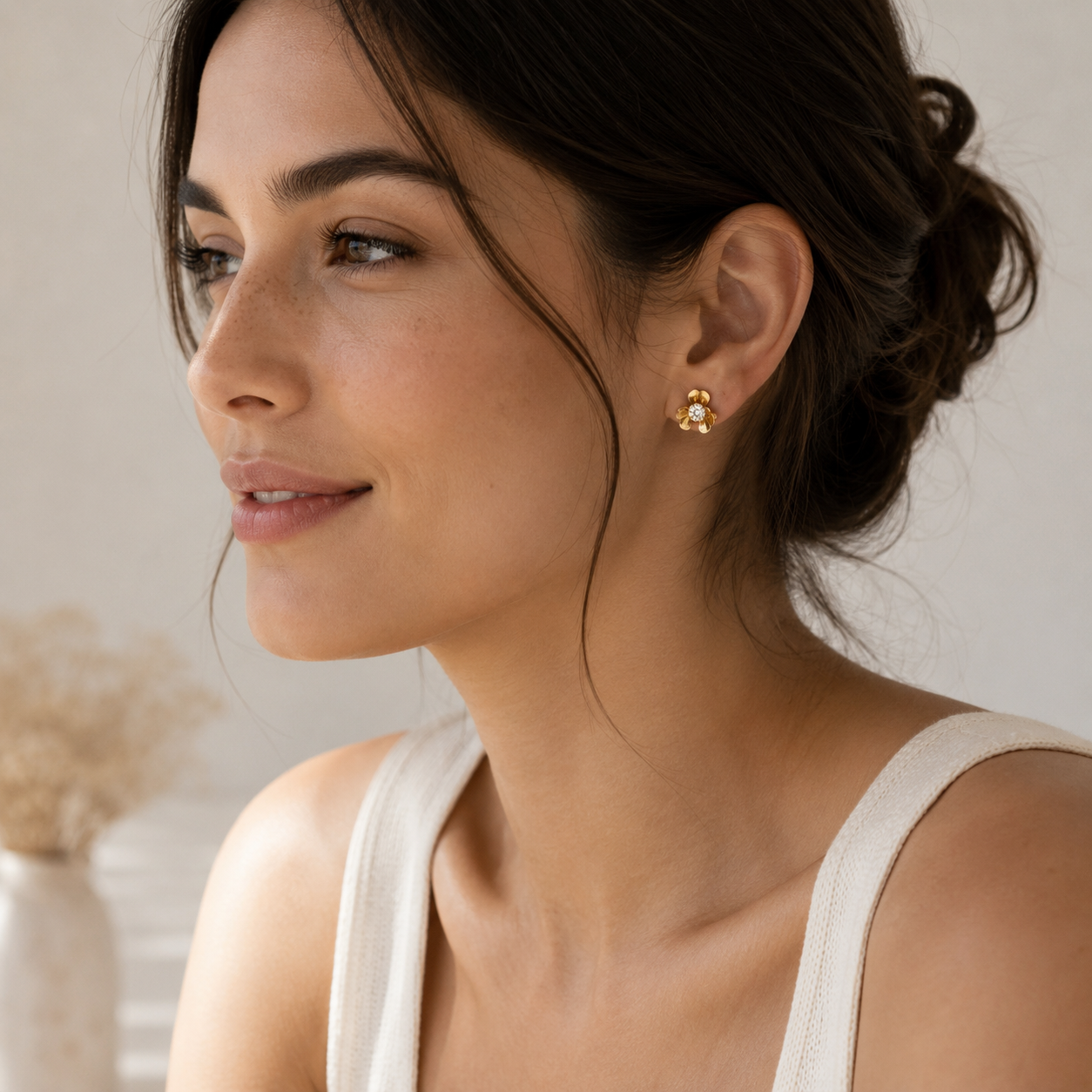 18K Yellow Gold Zircon Flower Stud Earrings
