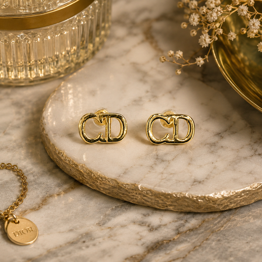 CD Logo Stud Earrings in Yellow Gold