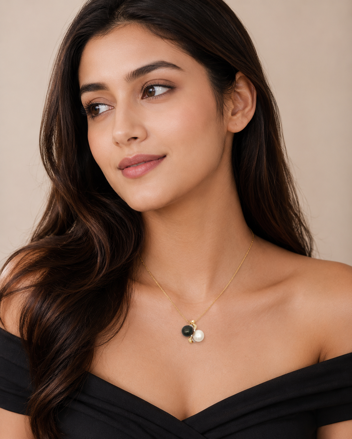 Yellow Gold Contrasting Double Pearl Pendant