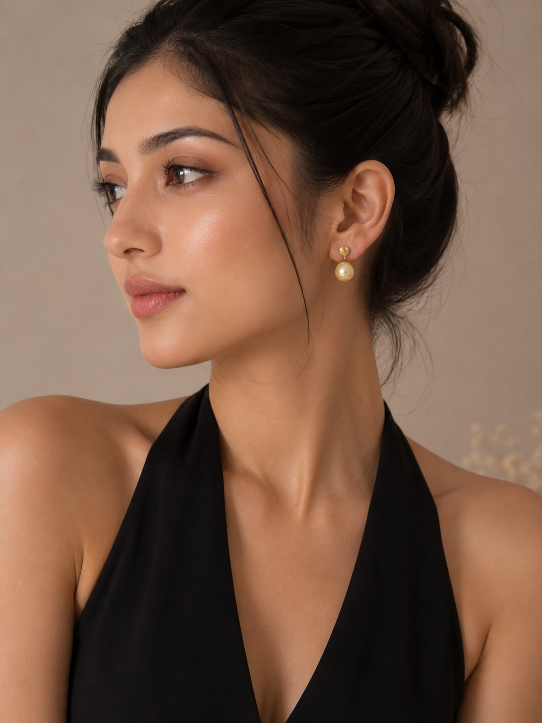 Yellow Gold Pearl Stud Earrings