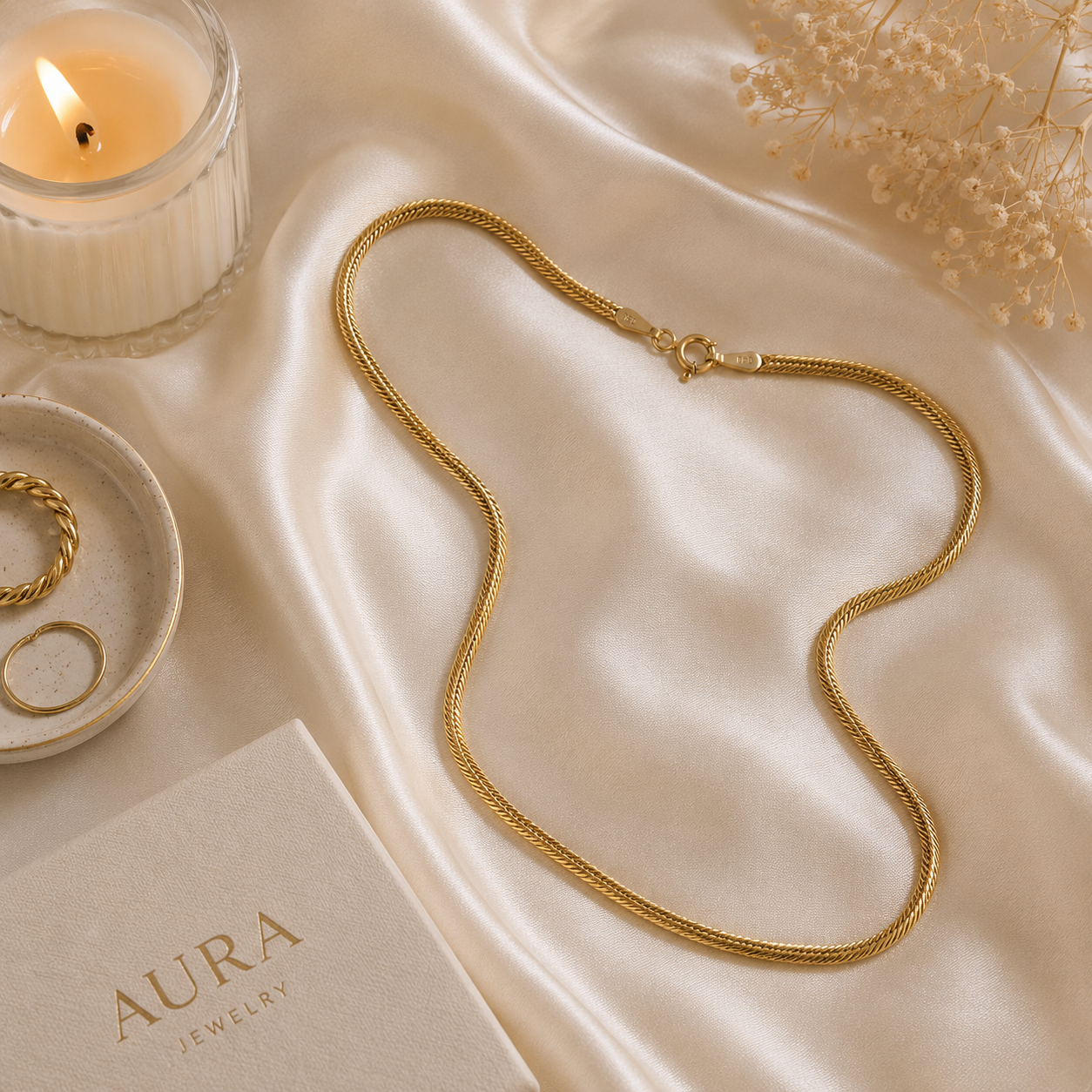 18K Yellow Gold Herringbone Chain Necklace