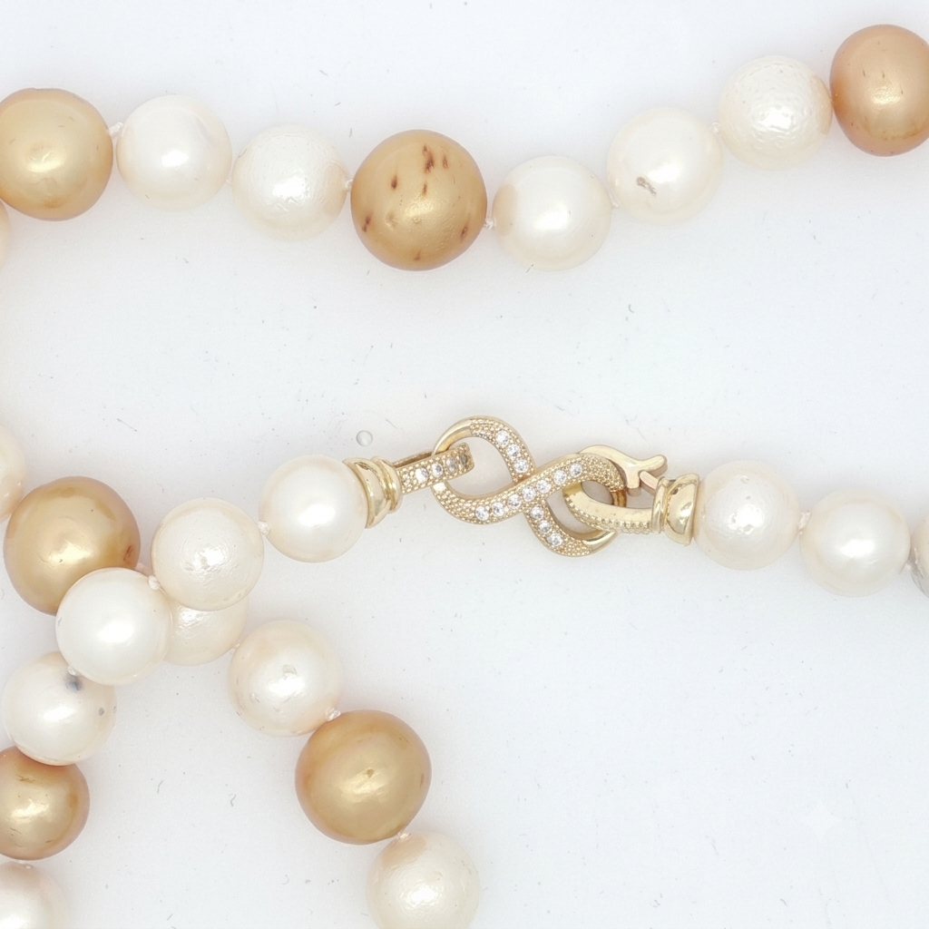 Golden and White Pearl Necklace with Yellow Gold Clasp
