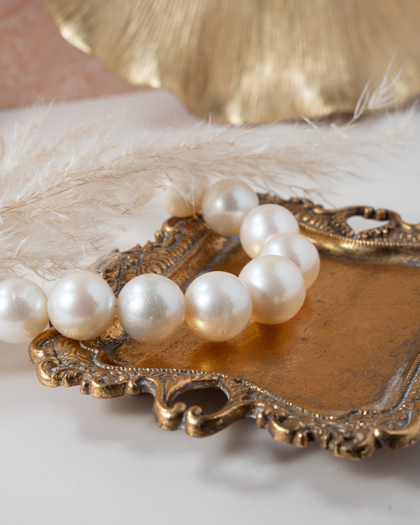 Luminous Round Pearl Beaded Choker