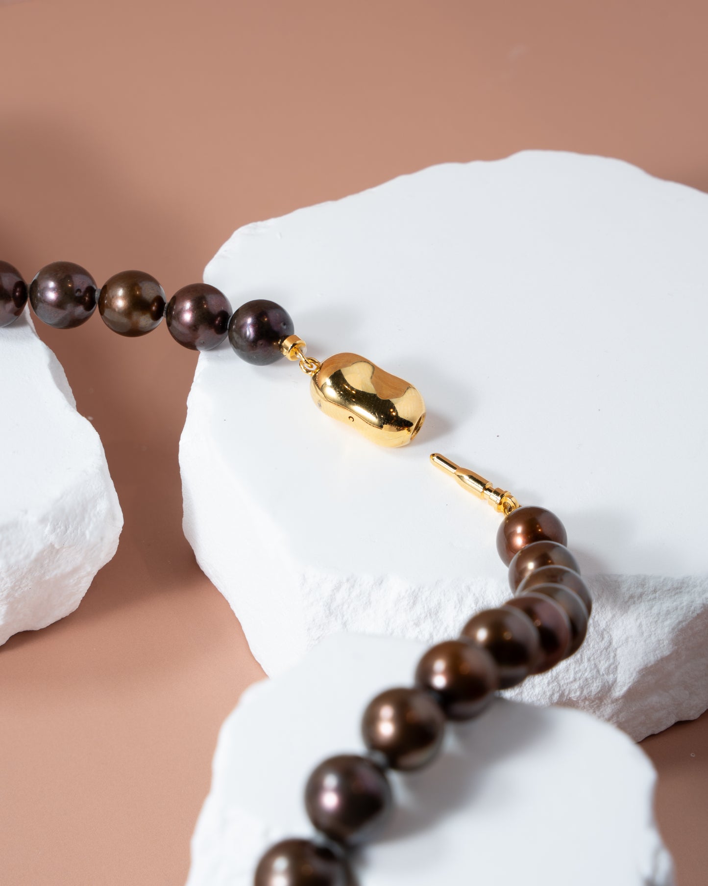 Brown Pearl Choker with Silver 925 Clasp