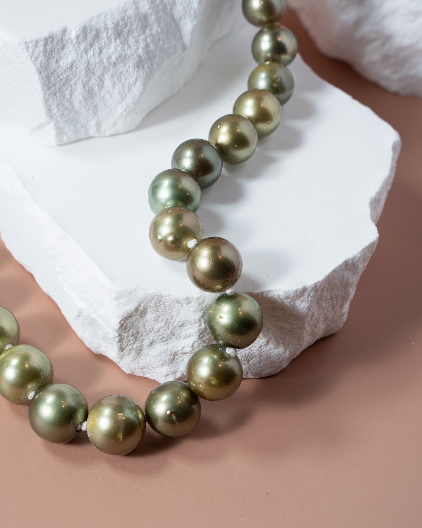 Green Peacokc Pearl Necklace with Micron Pendant & Clasp
