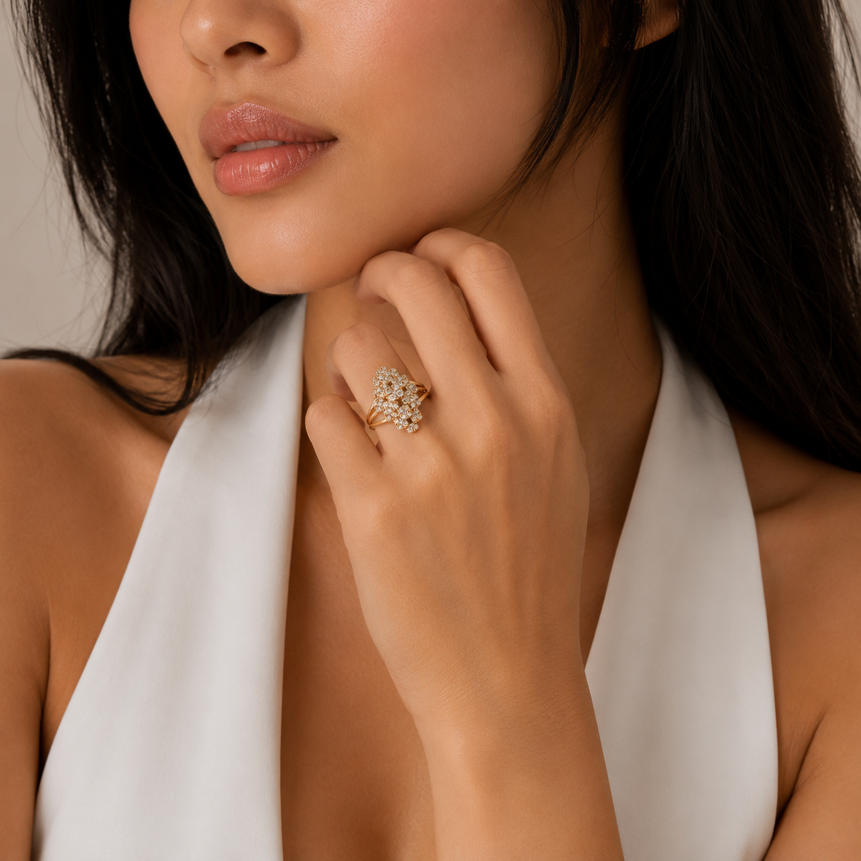 Yellow Gold Diamond Cluster Cocktail Ring with Split Shank / DEN-NNOOU